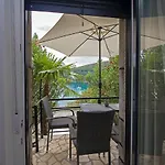 Apartament Modern 2 Bdr & 2 Bathroom App With Sea View, 077 *
