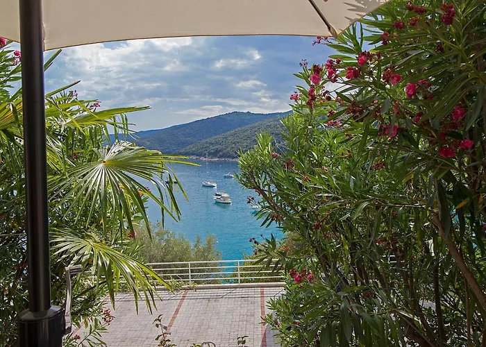 Appartement Modern 2 Bdr & 2 Bathroom App With Sea View, 077 *